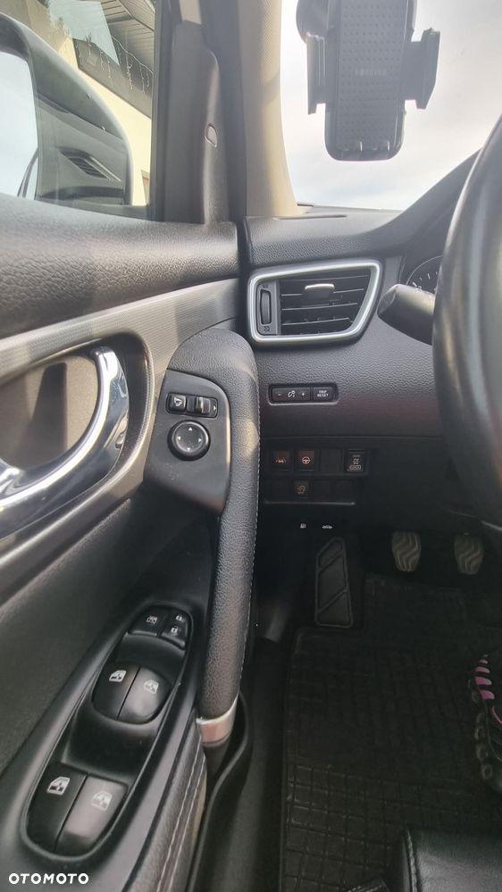 Nissan Qashqai 1.6 DCi 4x4 Tekna EU6 - 13
