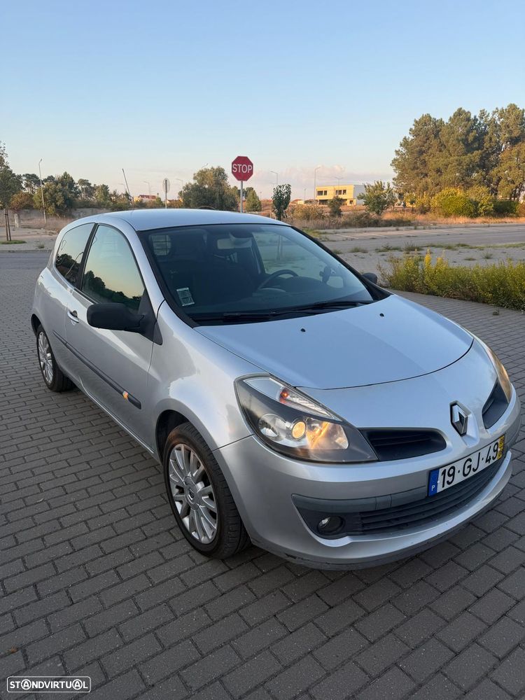 Renault Clio 1.5 dCi GTs - 6