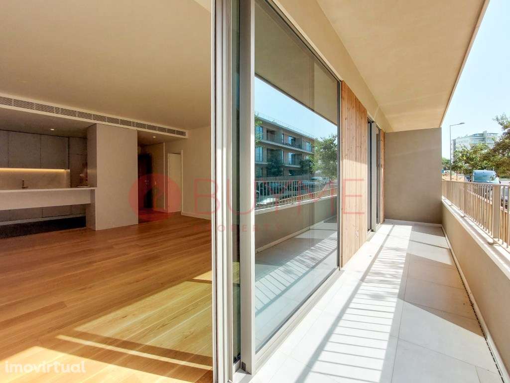 Apartamento T1 de Luxo com Vista Mar em Quarteira - Grande imagem: 3/16