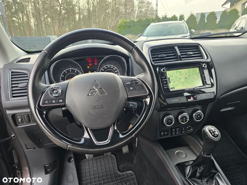 Mitsubishi ASX 1.6 2WD Diamant Edition - 31