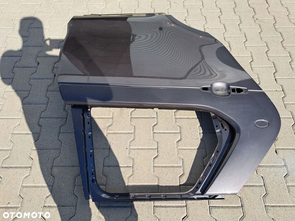 DRZWI TYLNE PRAWE LAND ROVER DISCOVERY 5 V - 3