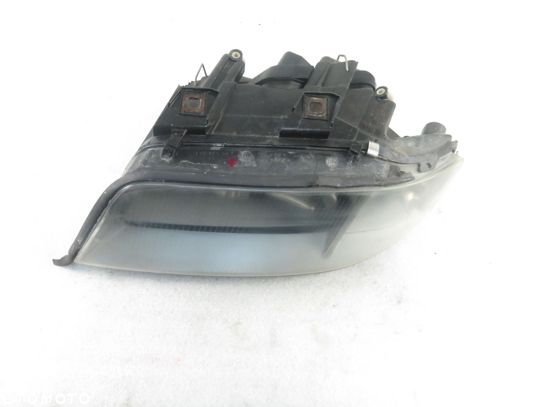 LAMPA LEWA PRZEDNIA AUDI A6 C5 - 6