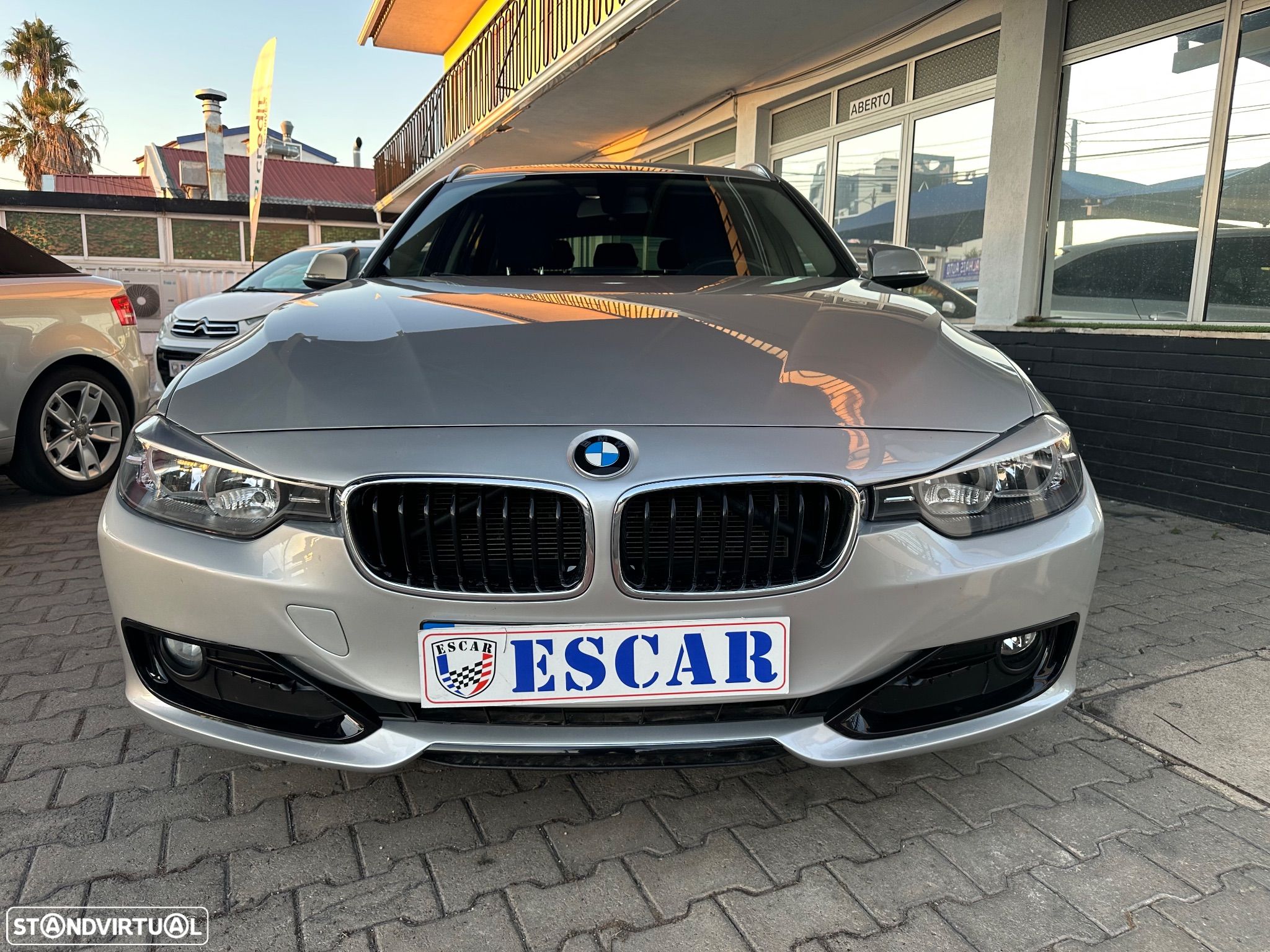 BMW 318 d Touring Line Sport - 1
