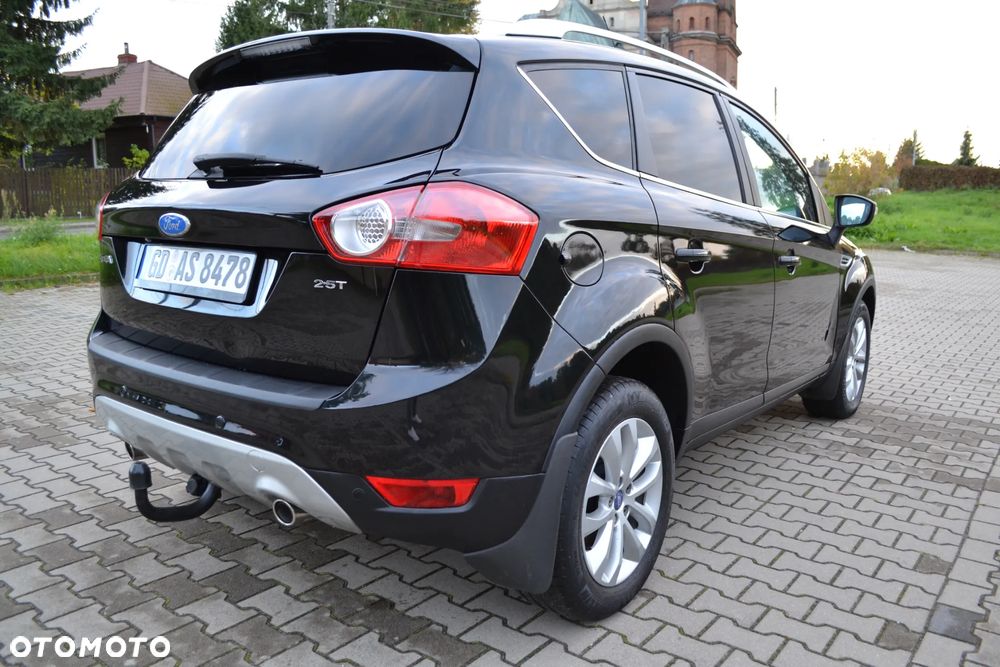 Ford Kuga 2.5 4x4 Titanium - 5