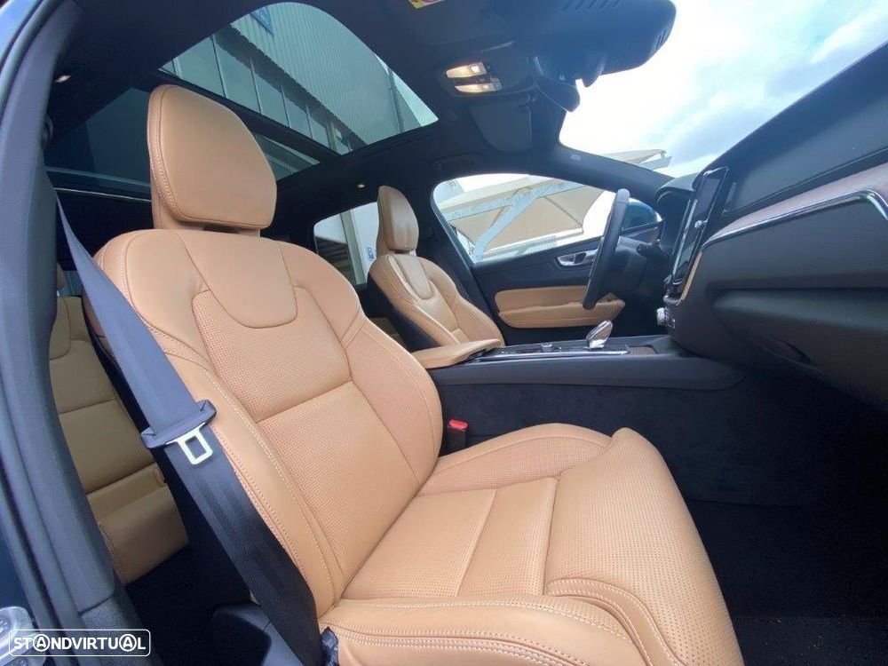 Volvo XC 60 2.0 T6 PHEV Ultra Bright - 11