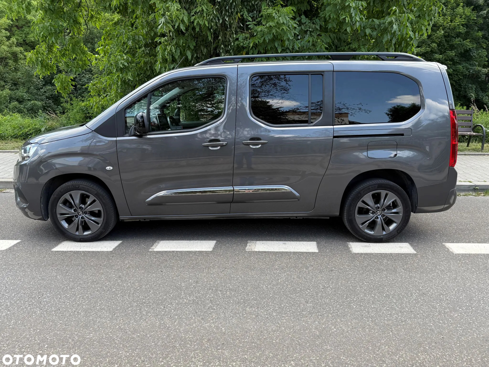 Toyota Proace City Verso Long 1.5 D-4D Family - 3