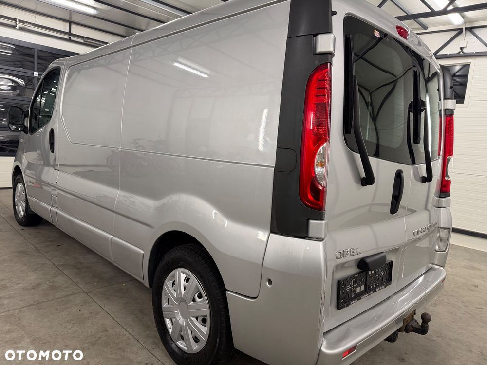 Opel Vivaro - 20