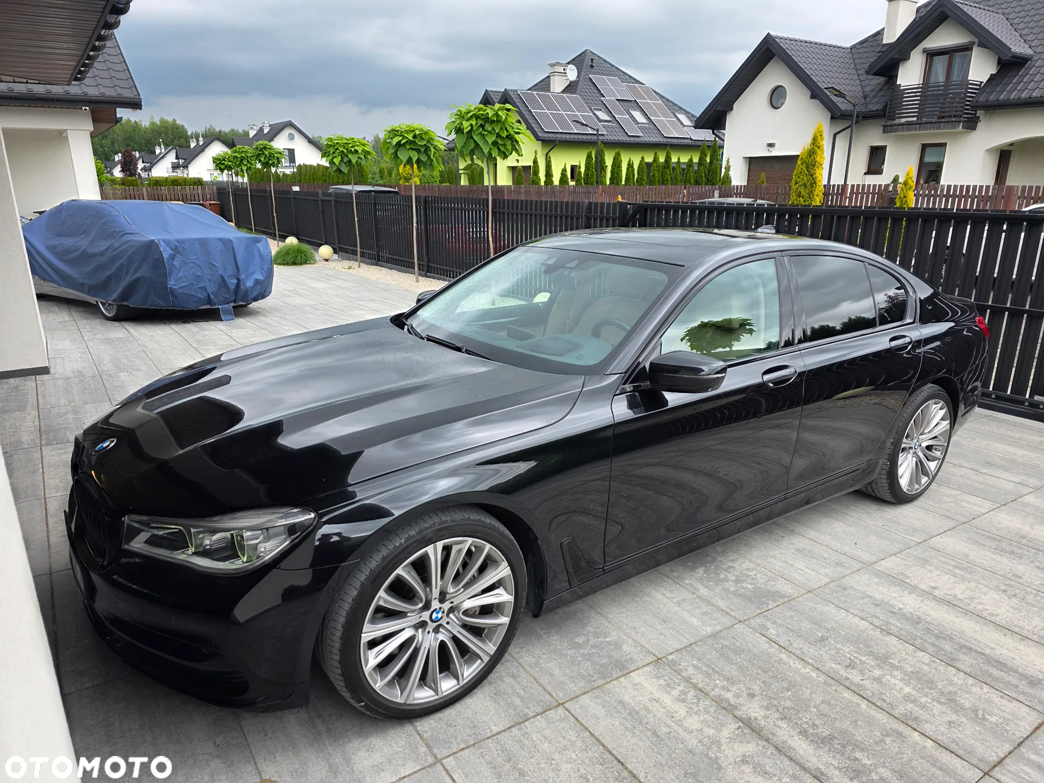 BMW Seria 7 750i xDrive - 6