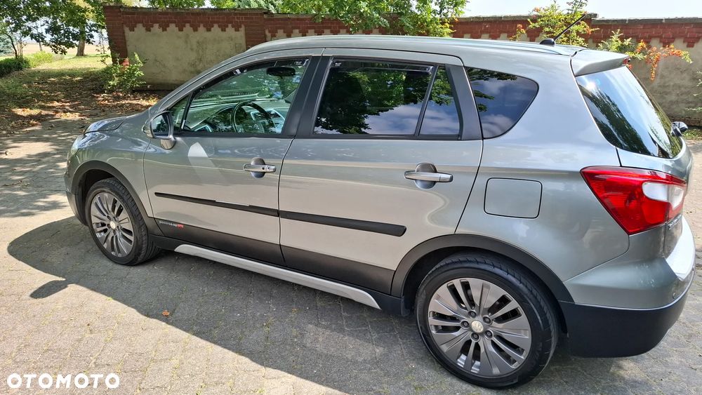 Suzuki SX4 S-Cross 1.6 Premium Plus 4WD CVT - 18