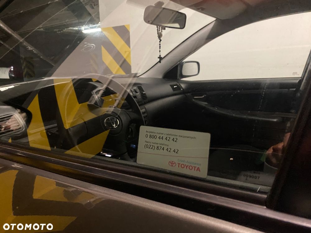 Toyota Corolla - 16