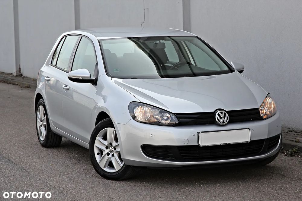 Volkswagen Golf 1.6 TDI DPF BlueMotion Technology Team - 2