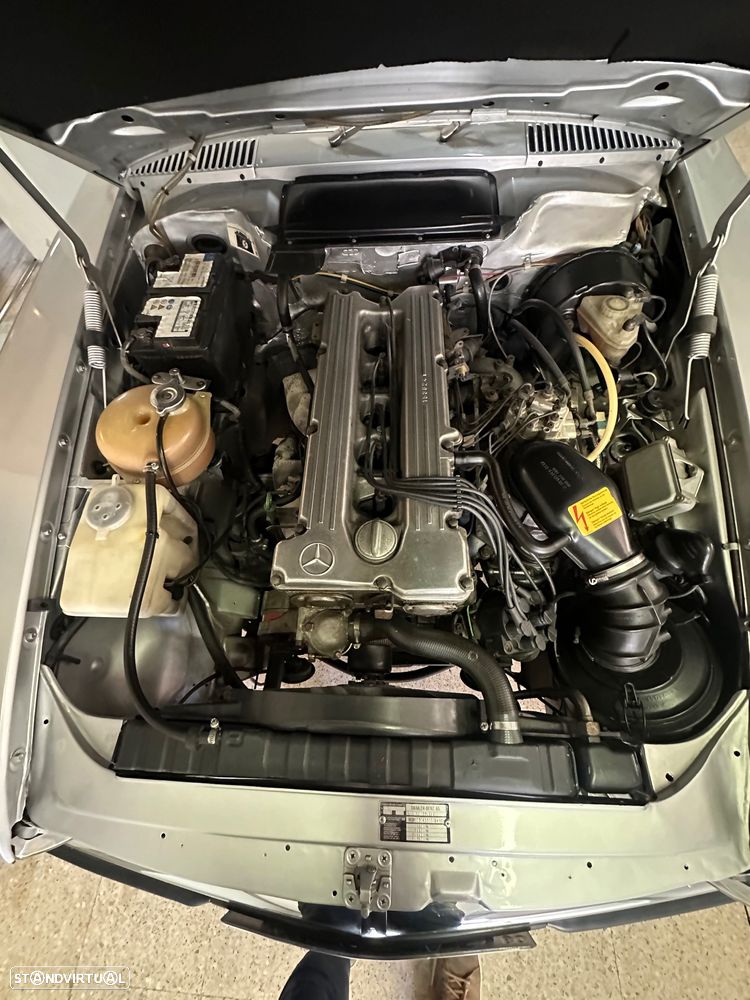 Mercedes-Benz SL 280 - 13