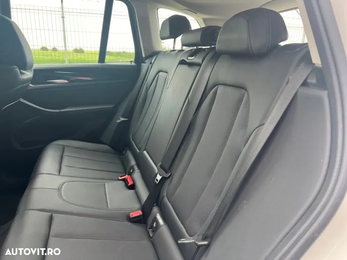 BMW X3 30e xDrive AT PHEV - 14