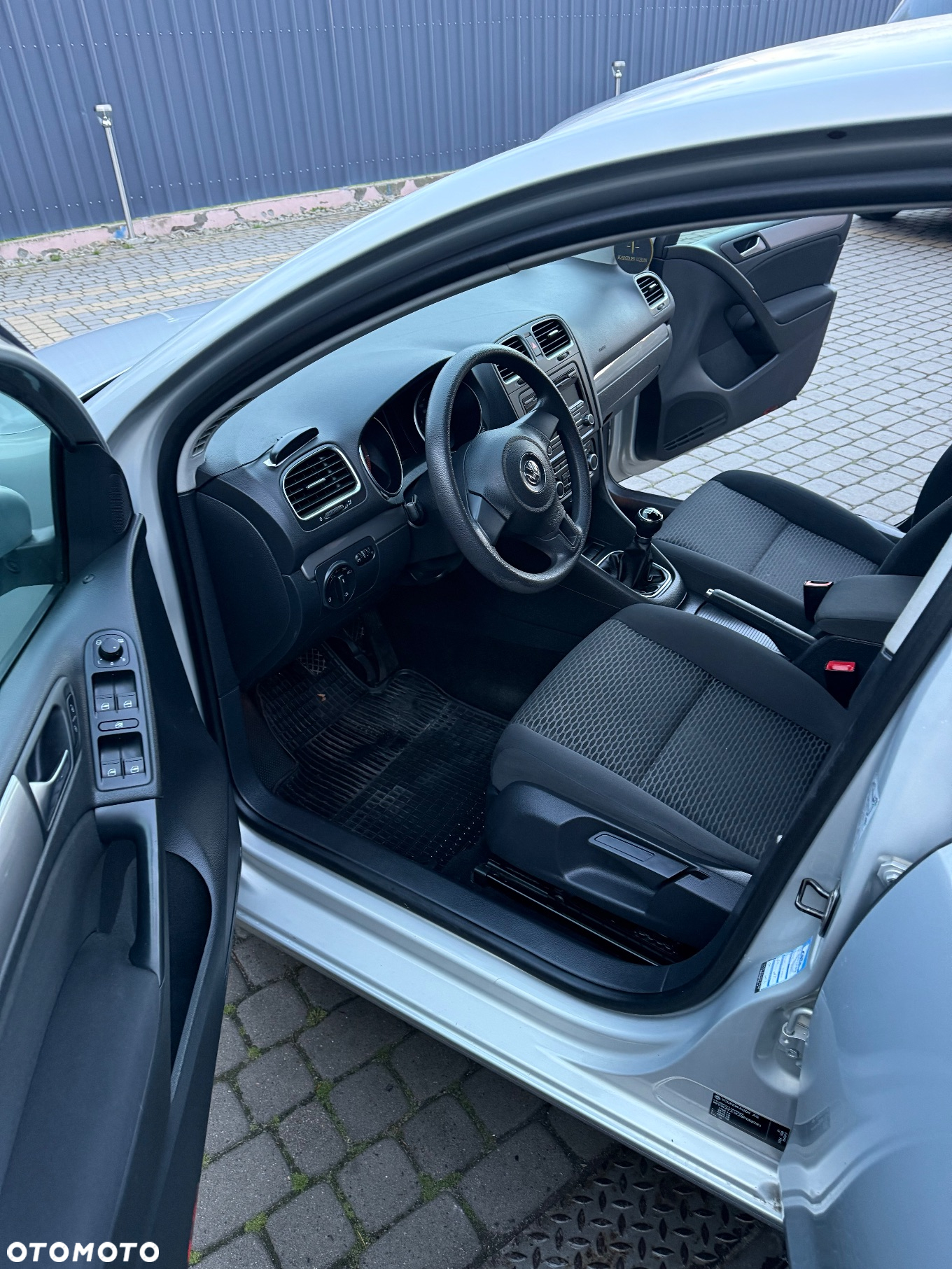 Volkswagen Golf 1.4 Comfortline - 12
