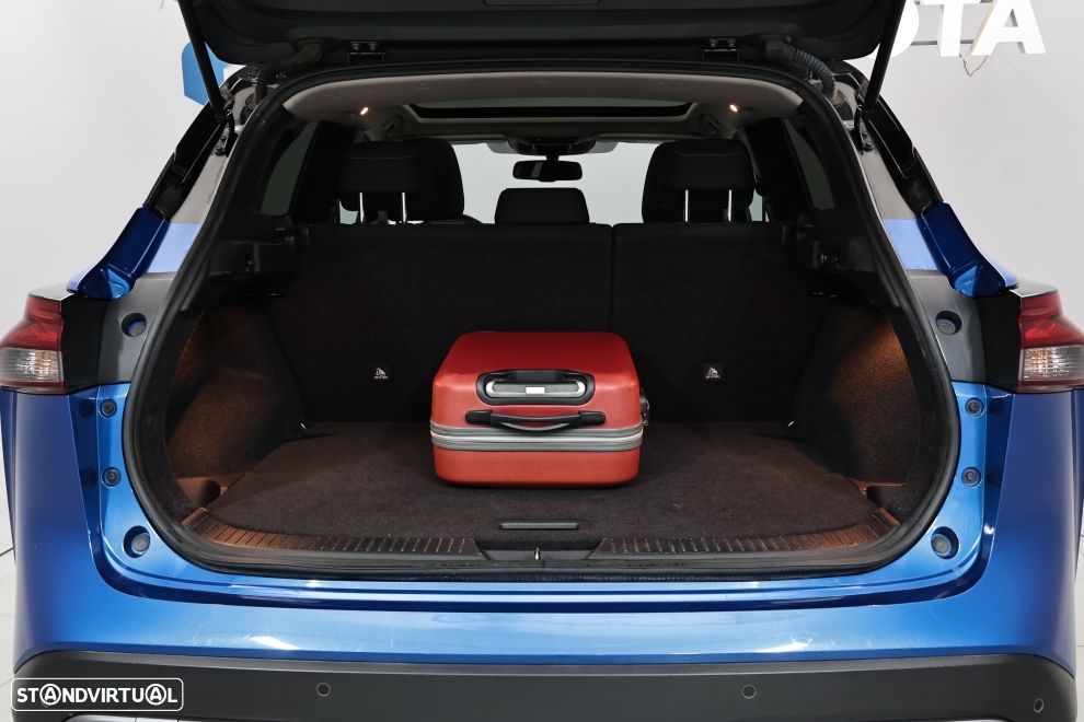 Nissan Qashqai 1.3 DIG-T N-Connecta Xtronic - 29