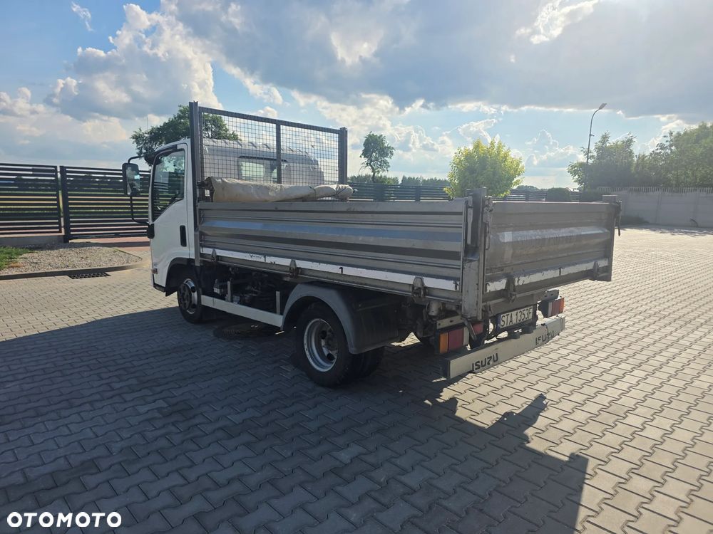 Inny Isuzu N21 - 8