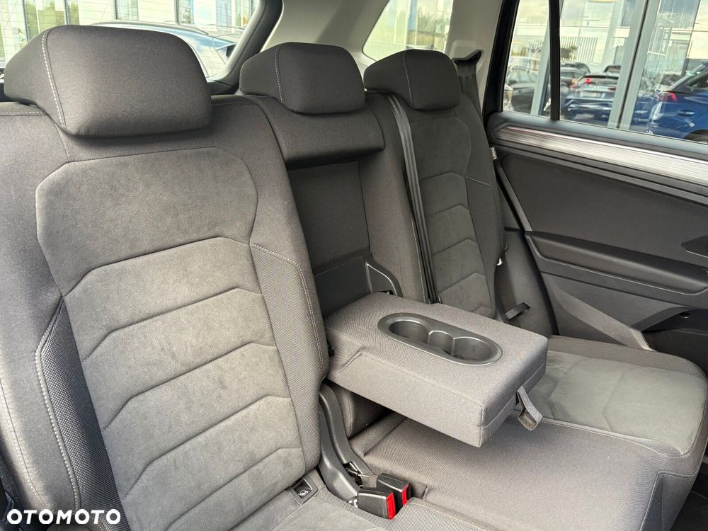Volkswagen Tiguan Allspace - 17