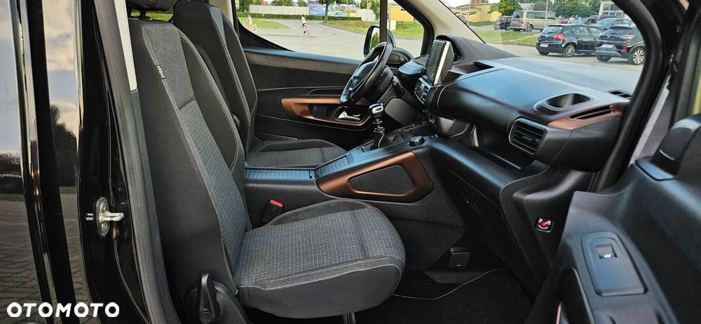 Peugeot Rifter 1.2 PureTech GT Line S&S - 10