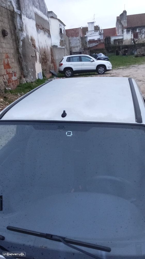 Ford Fiesta 1.25 Studio - 8