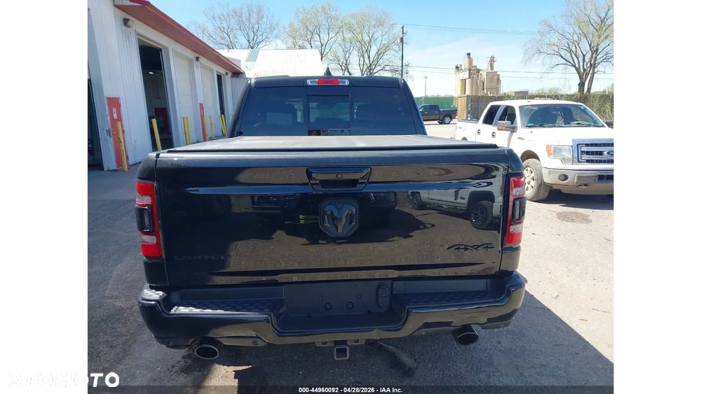 Dodge RAM - 6