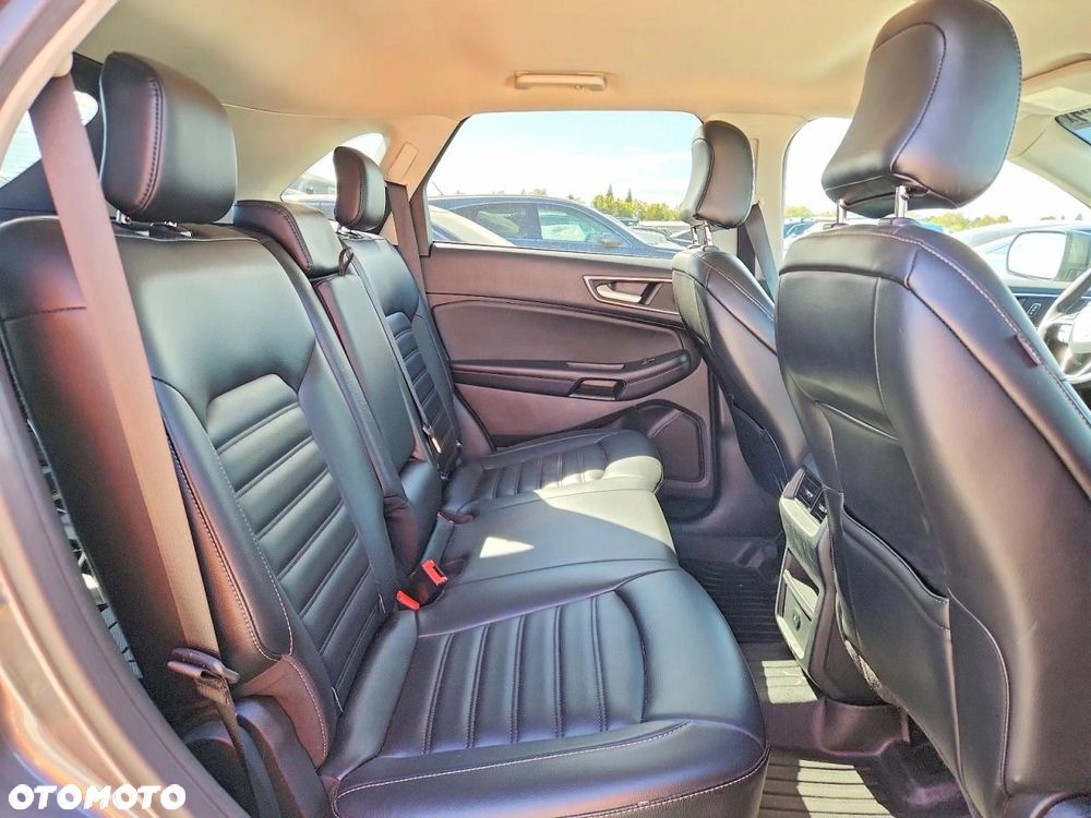 Ford Edge - 9