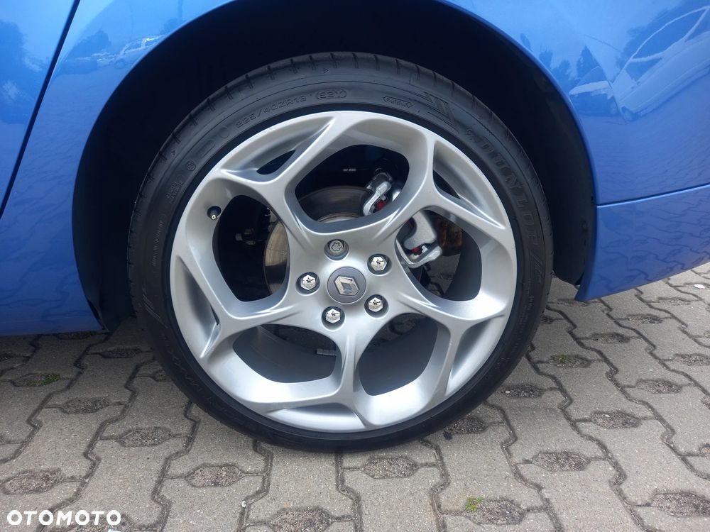 Renault Megane TCe 180 GT - 21