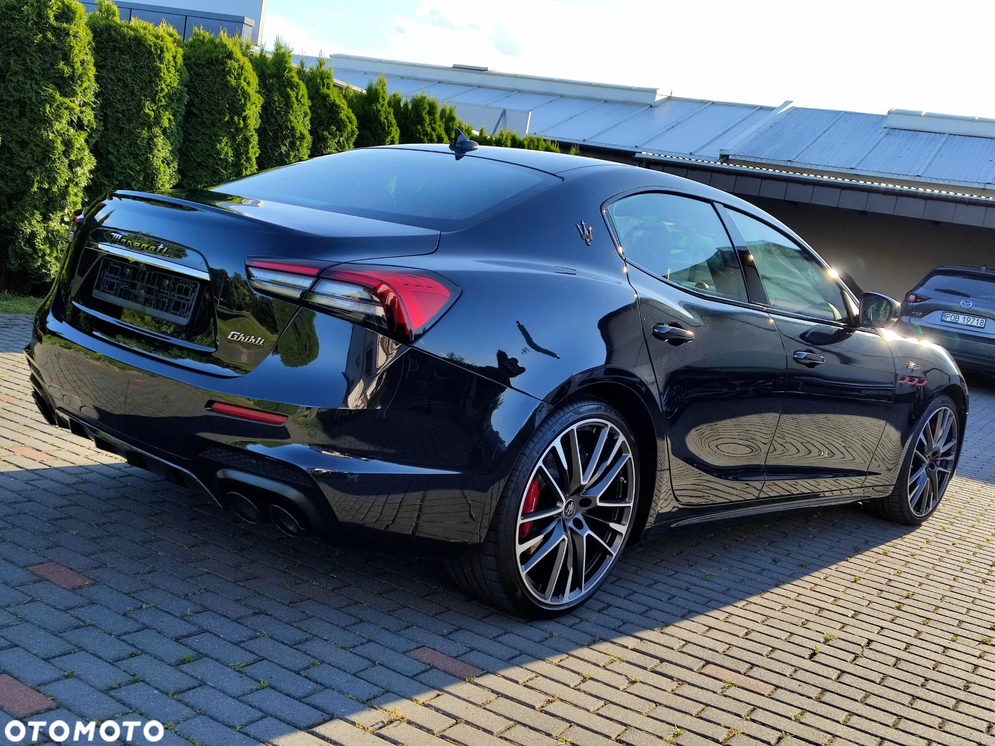 Maserati Ghibli Trofeo - 3