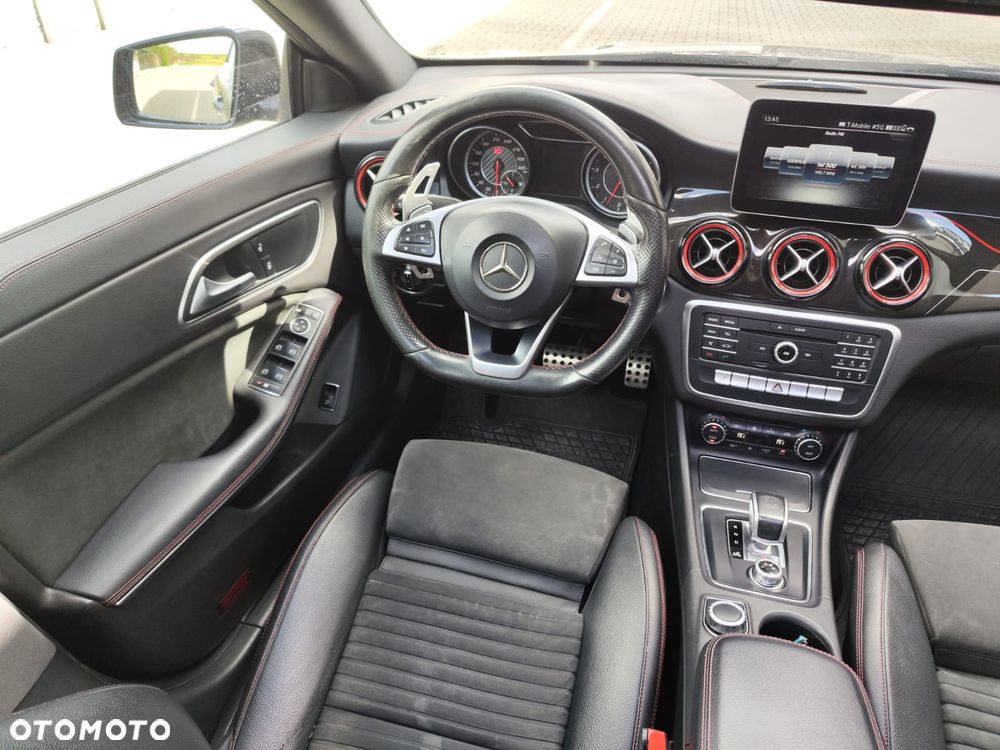 Mercedes-Benz CLA - 11
