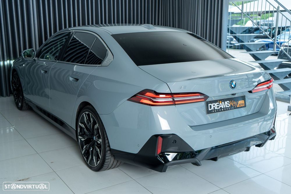 BMW i5 eDrive40 Pack Desportivo M - 39