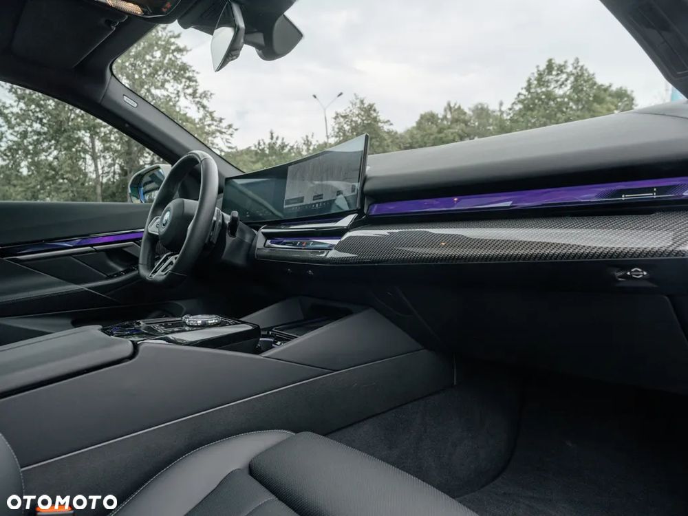 BMW Seria 5 530e xDrive - 15