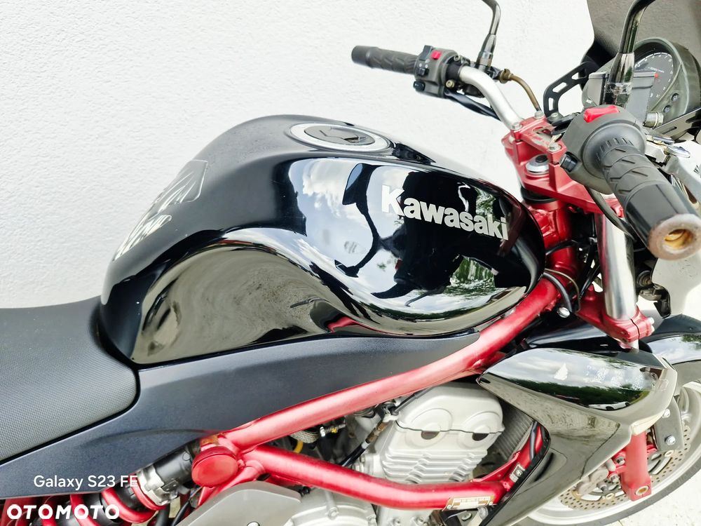 Kawasaki ER - 22