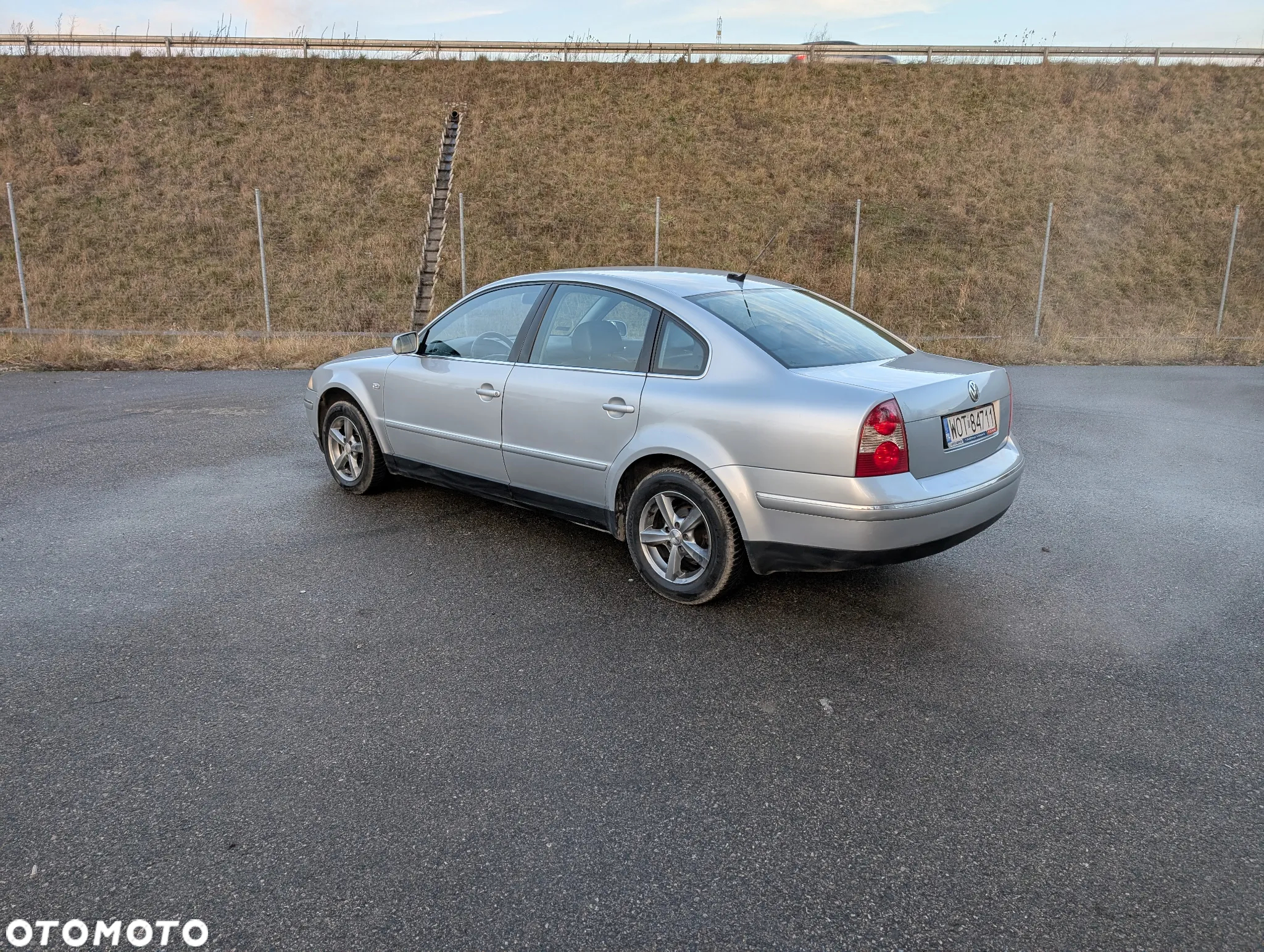Volkswagen Passat - 16