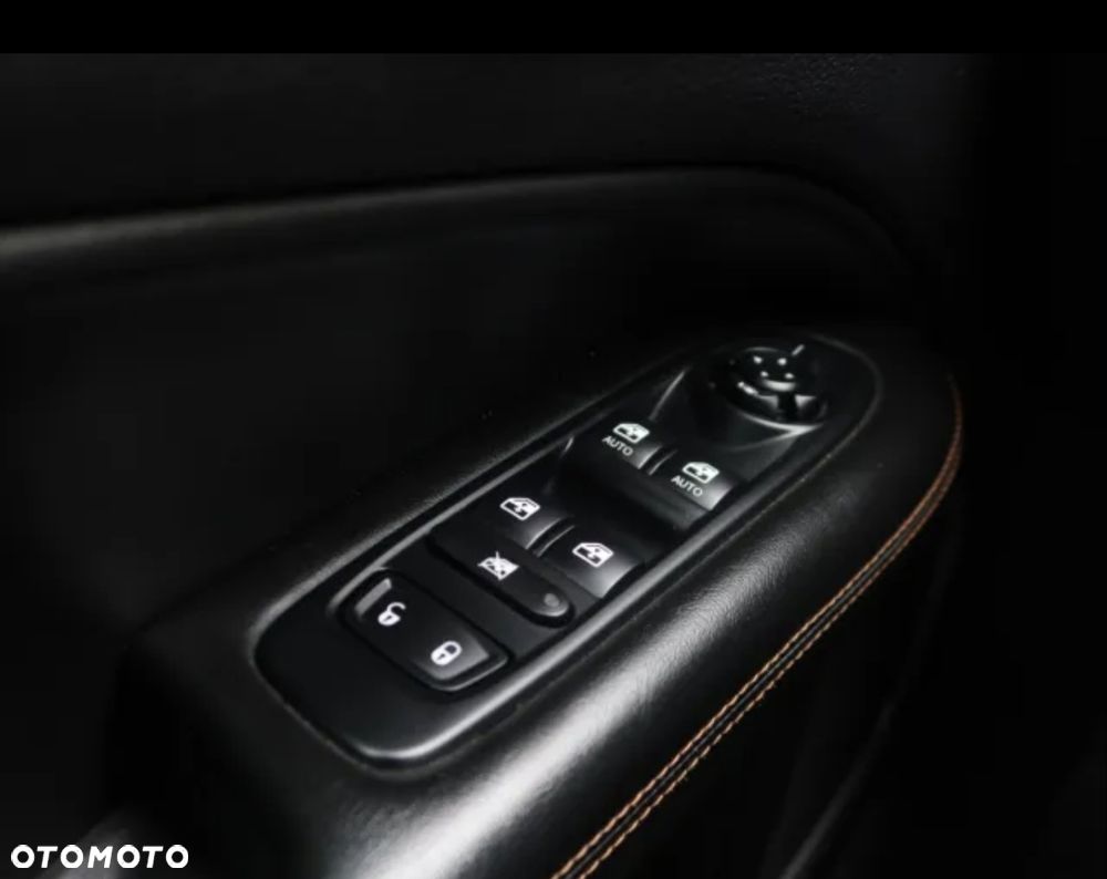 Jeep Compass - 10