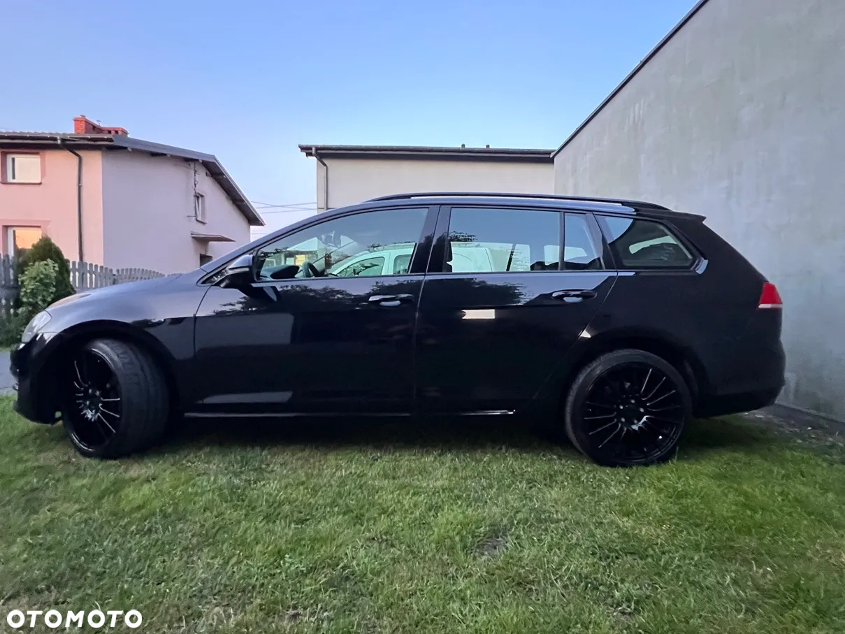 Volkswagen Golf - 3