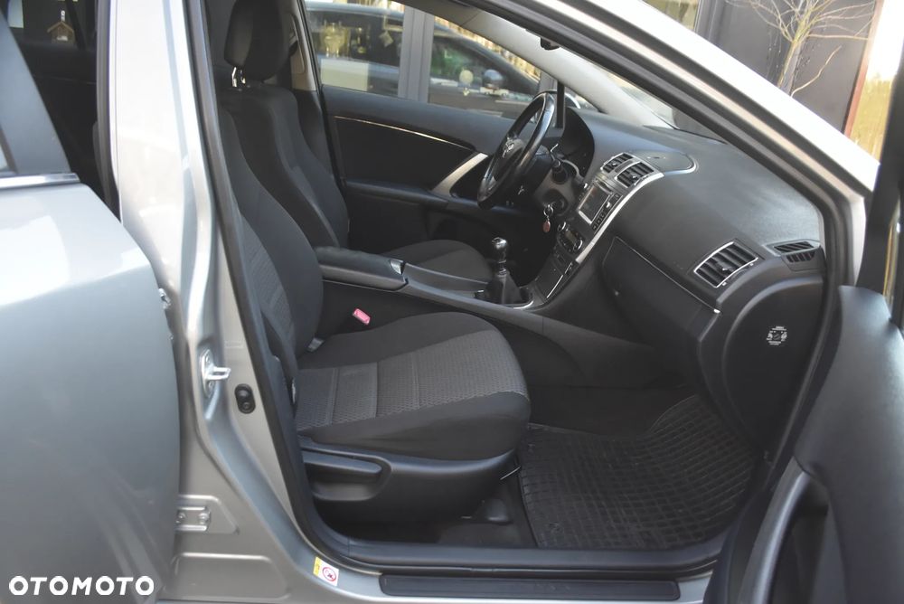 Toyota Avensis 2.2 D-4D Premium - 7