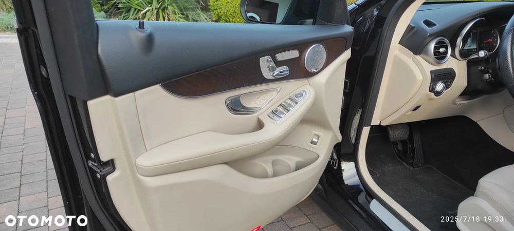 Mercedes-Benz GLC 300 4Matic 9G-TRONIC - 6