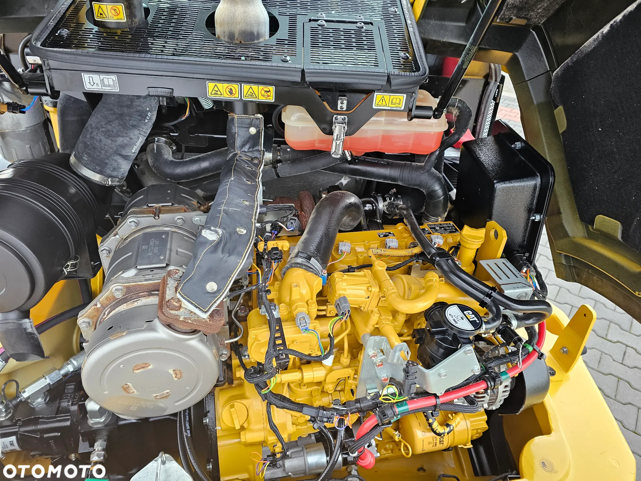 Caterpillar 906 M - 17