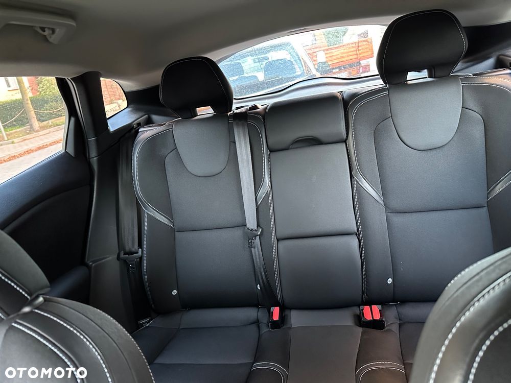 Volvo V40 D3 Drive-E Momentum - 7