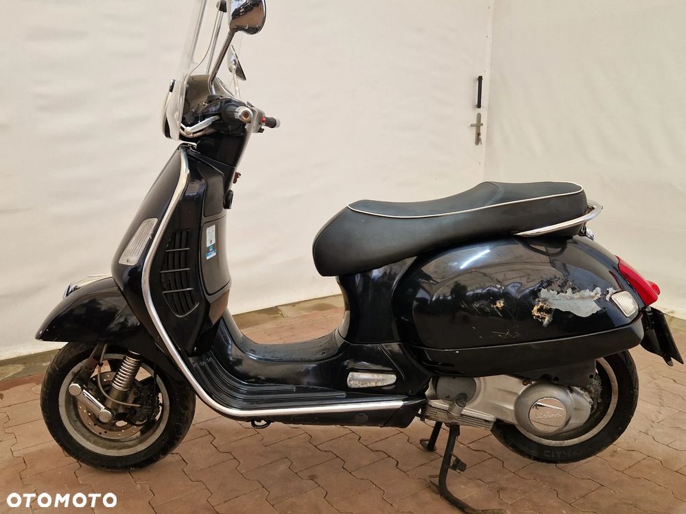 Piaggio Vespa - 4