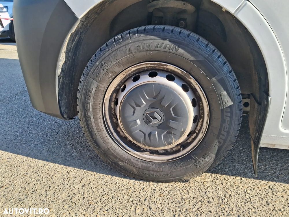 Renault Master Furgon L3H2 2.3 dci - 11