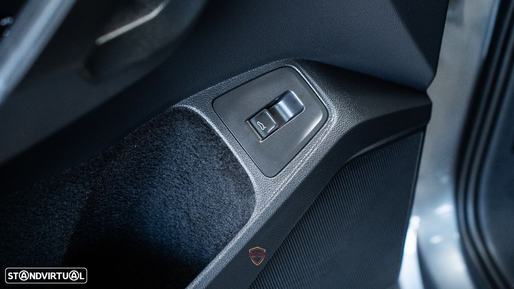 VW Tiguan Allspace 2.0 TDI Confortline DSG - 13