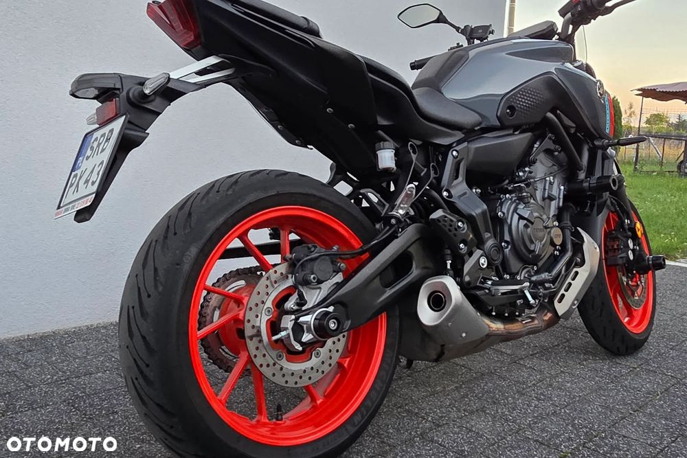 Yamaha MT - 6