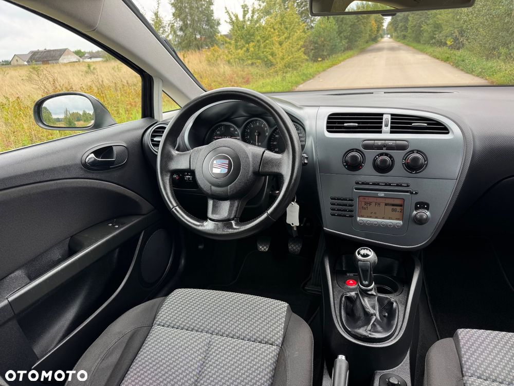 Seat Ibiza 1.4 16V Style - 9