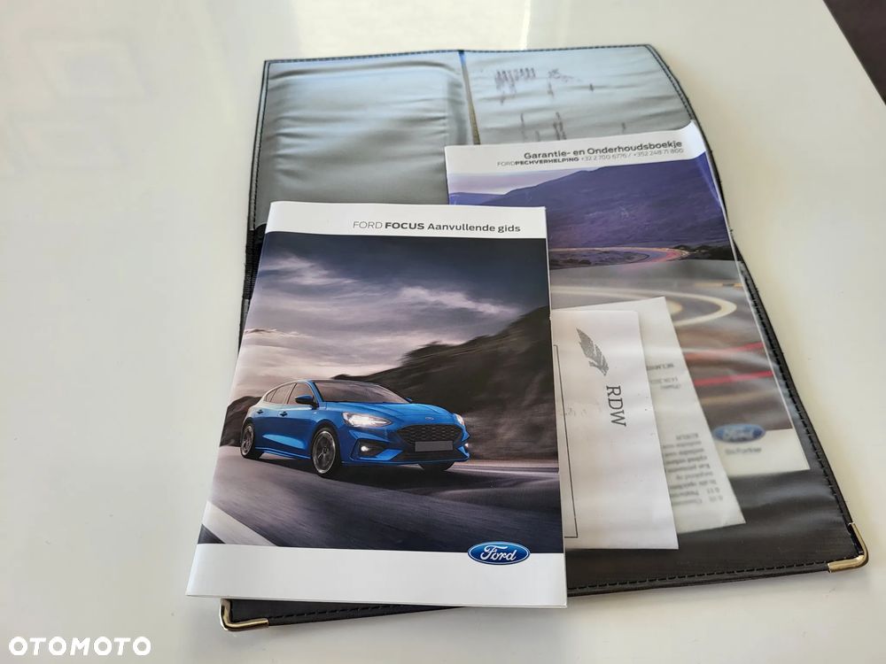 Ford Focus 2.0 TDCi ST-Line Black ASS - 25