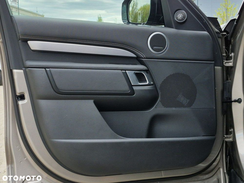 Land Rover Discovery 3.0 D250 mHEV Dynamic SE - 19