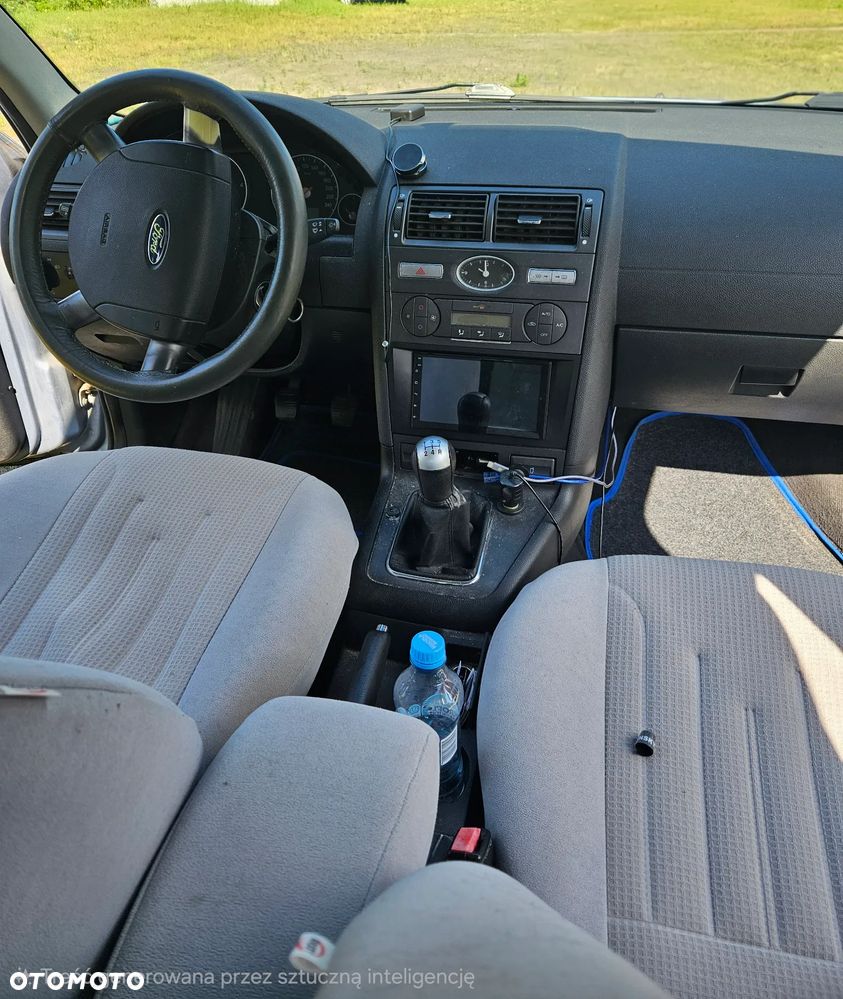 Ford Mondeo - 9