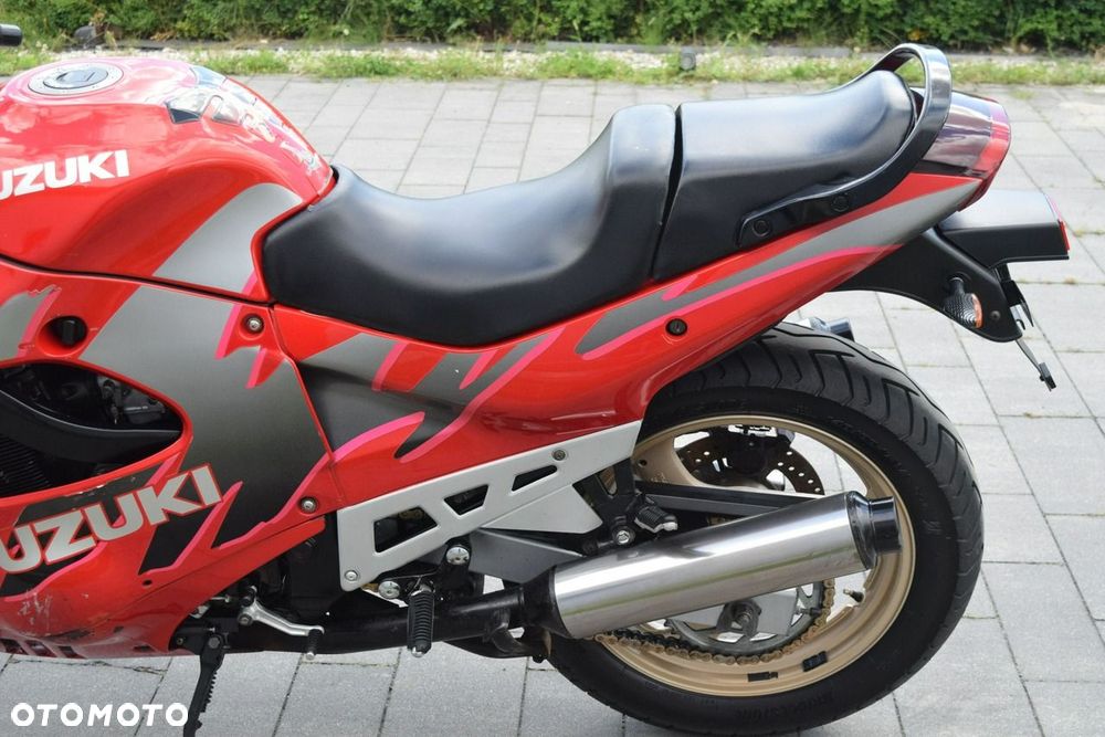 Suzuki GSX - 7