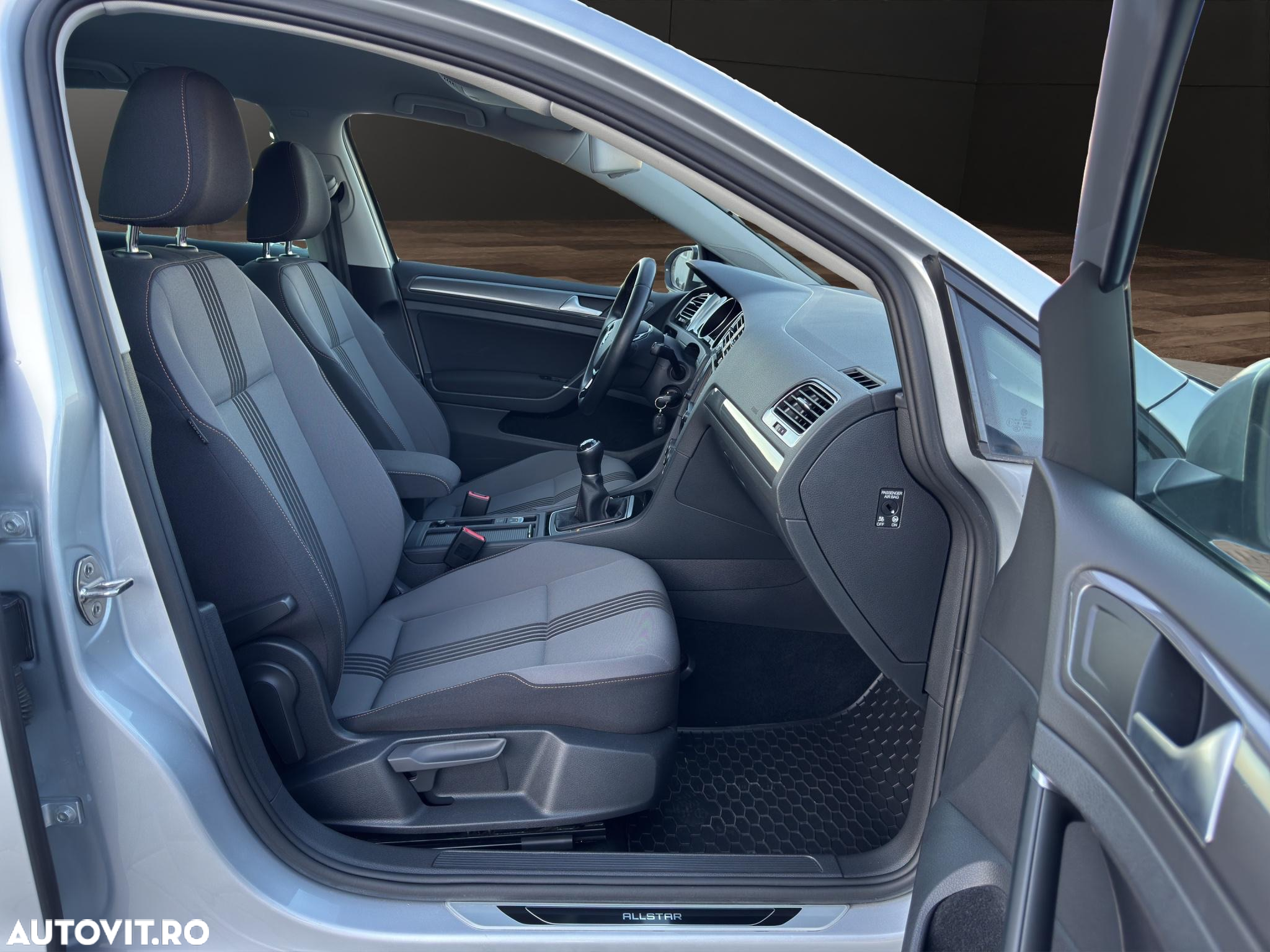Volkswagen Golf Variant 2.0 TDI BlueMotion Technology Allstar - 12