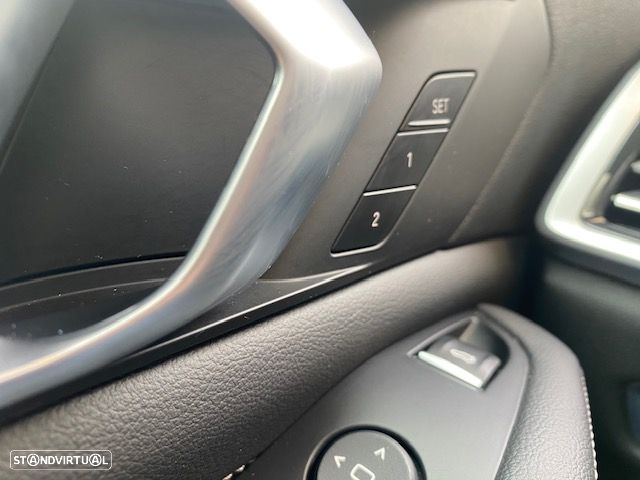 BMW X5 45 e xDrive Pack M - 37