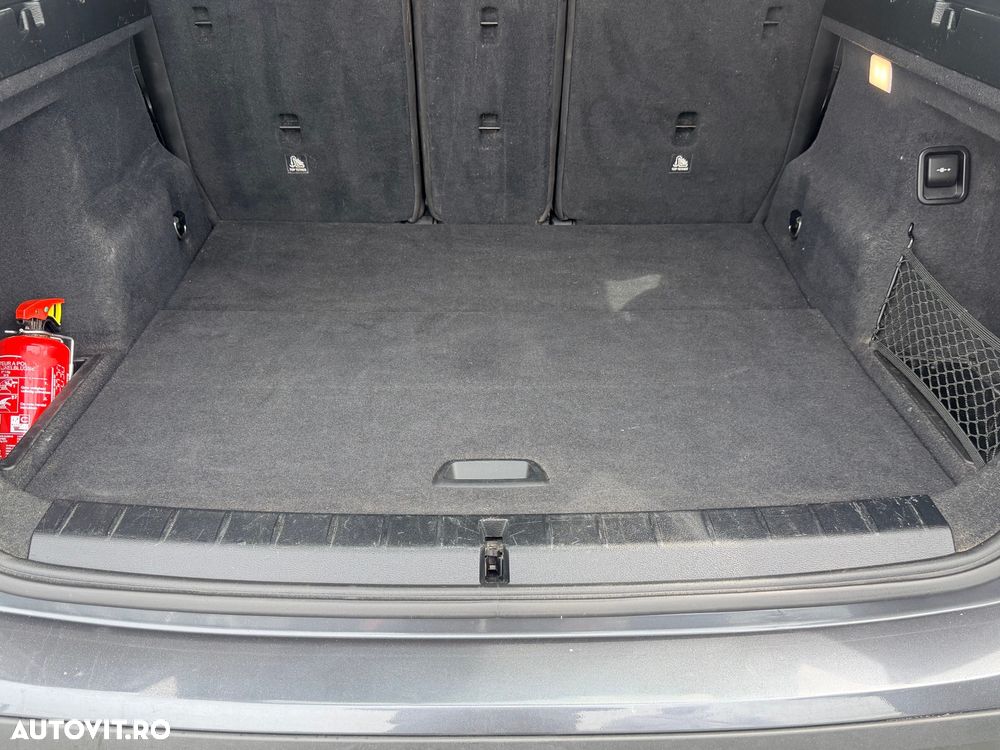 BMW X1 sDrive18d xLine - 19
